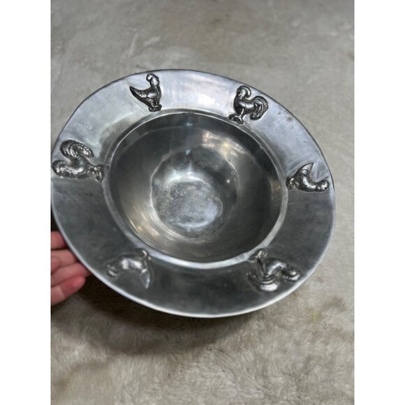 Ensaler Bowl With Rooster Design - 13 Inch Diameter - Picture 4 of 7